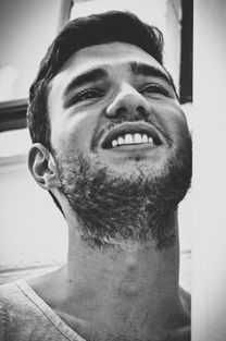 全国最年轻的中校,中国最年轻校长照片